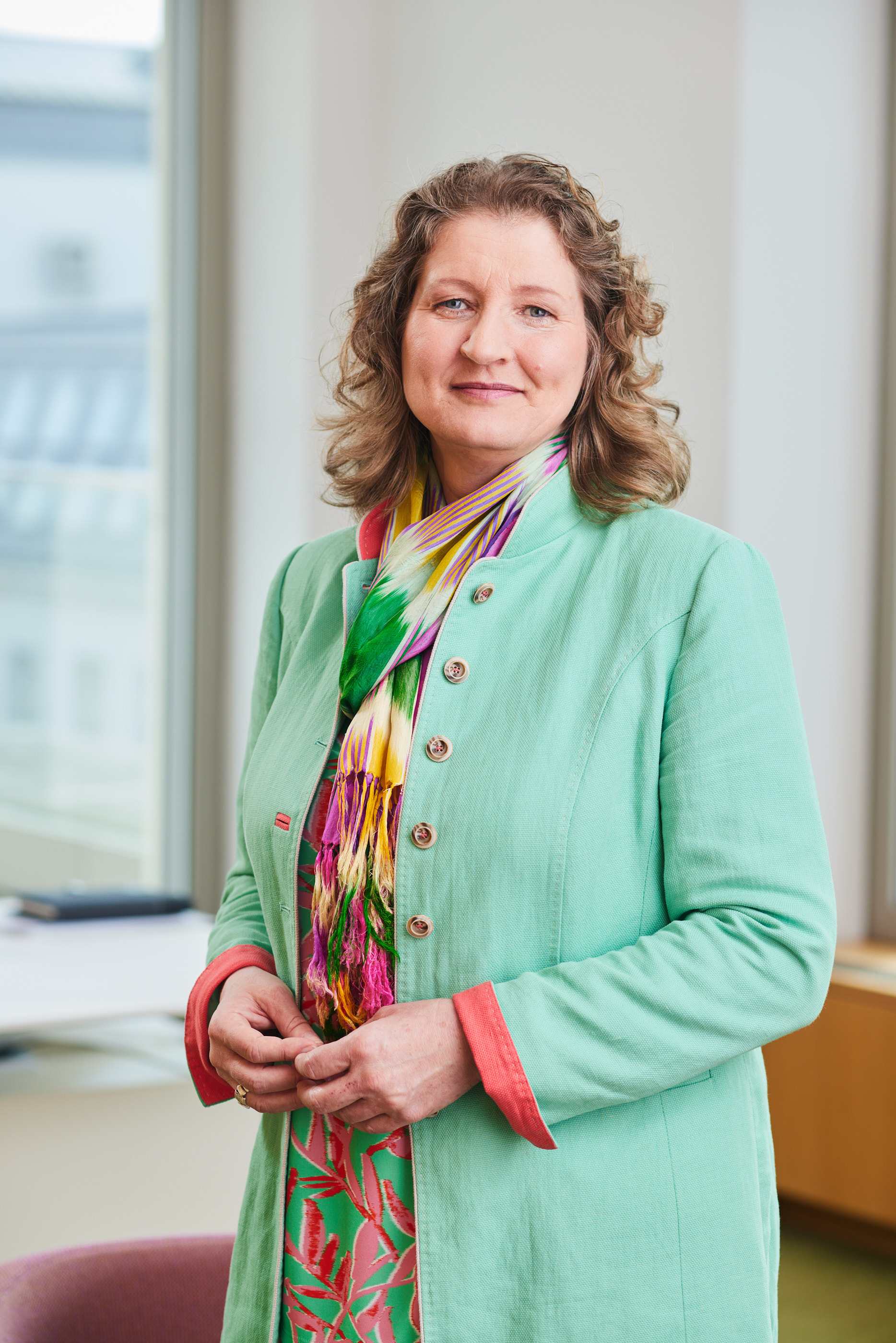 Porträt von Dr. Edlyn Höller